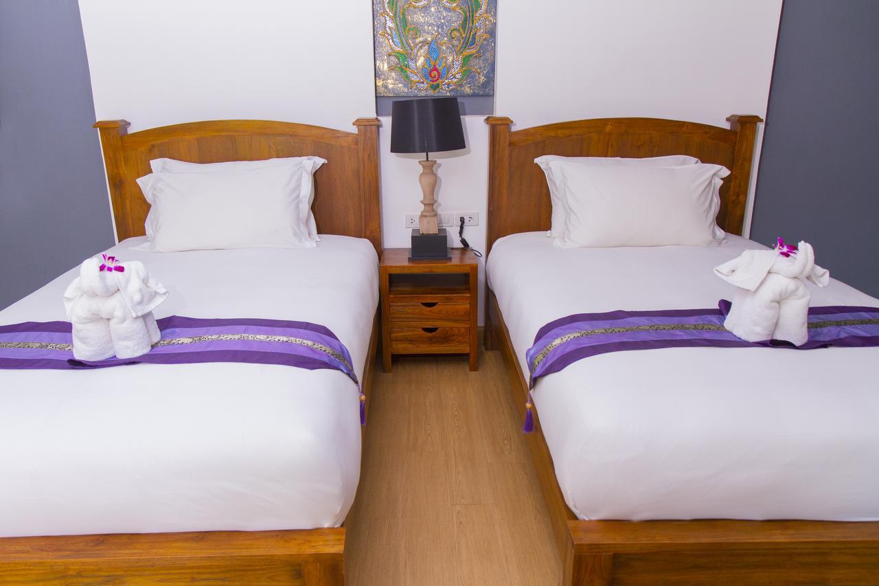 อี-เอ๊าต์ฟิตติ้ง บูทิก โฮเต็ล เชียงใหม่ Hotel ภายนอก รูปภาพ