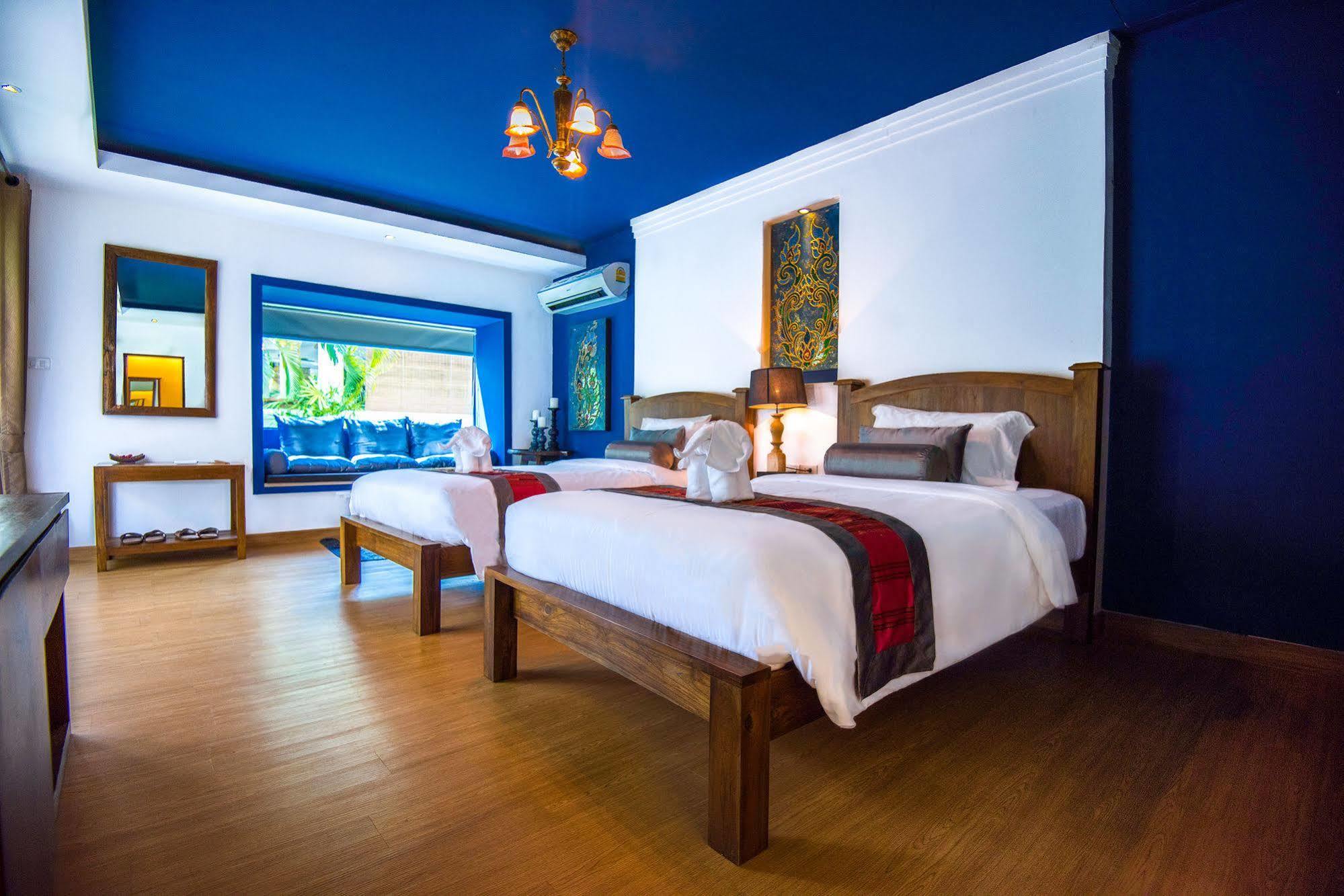 อี-เอ๊าต์ฟิตติ้ง บูทิก โฮเต็ล เชียงใหม่ Hotel ภายนอก รูปภาพ